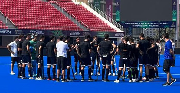 hockey cesped masculino leones amistoso mundial